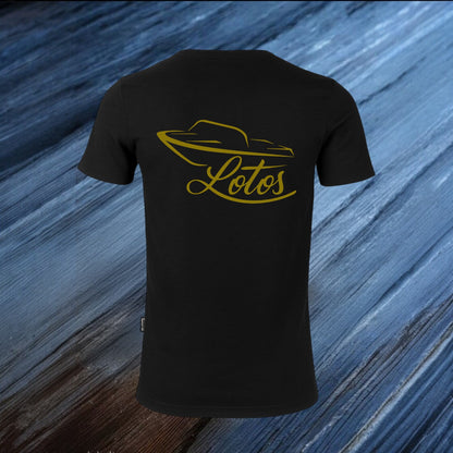 Lotos Sportboot Premium Shirt Black Herren mit goldenem Lotos Logo auf der Rückseite.